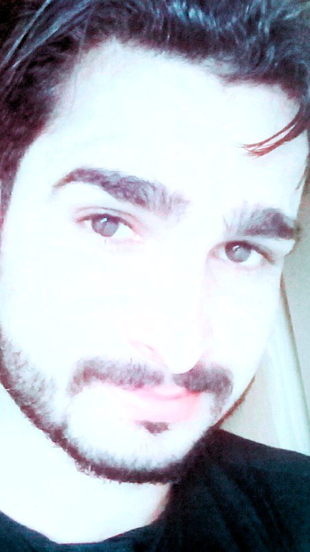 Har sham charaghun ki tarah jalti hain aankhain...
Kya koi chala jaye to tun hota hai Shams..💔😢😭 Khirki jo koi hilti hai to yun lgta hai tm ho... Tm ne nahin ana to yeh kyun hota hai SHAMS.. 💔😢😭😓