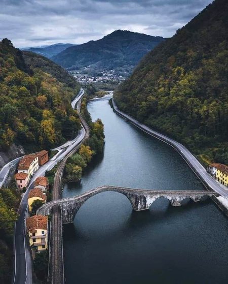 Beautiful Structures image