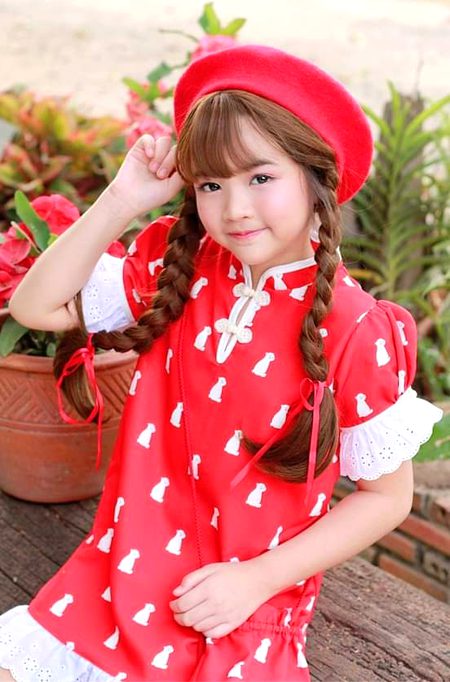 Beautiful People image