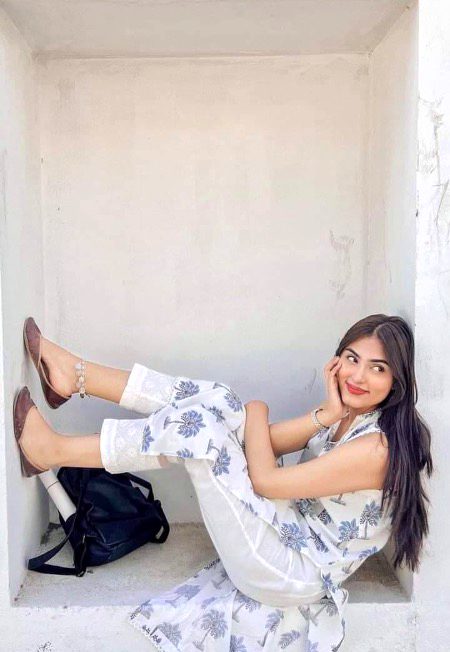 Beautiful People image
