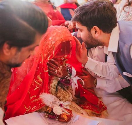 من چاہا نہ ملے تو ربّ چاہے کو دِل و جان سے قبول کر لیں 
بنانے والے کو زیادہ علم ہے کس کا ساتھ کس کے لیے بہترین ہے ✨🥰