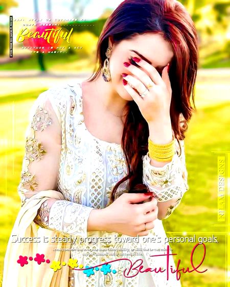 🔥: کسی کو نفرت ہے مجھے سے اور کوئی پیار کر کے بیٹھا ہے کسی کو یقین نہیں مجھ پہ... 💥🔥
اور کوئی اعتبار کر کے بیٹھا ہے کتنی عجیب ہے نہ یہ دنیا کوئی ملنا ہی نہیں چاہتا اور کوئی انتظار کر بیٹھا ہے🔥💥