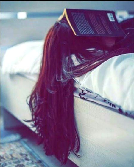 پلکوں کو غمِ ہجر نے آرام نہ بخشا ۔۔۔
نیند آنکھوں سے نہیں مقدر سے اُڑی ہے ۔۔۔💔