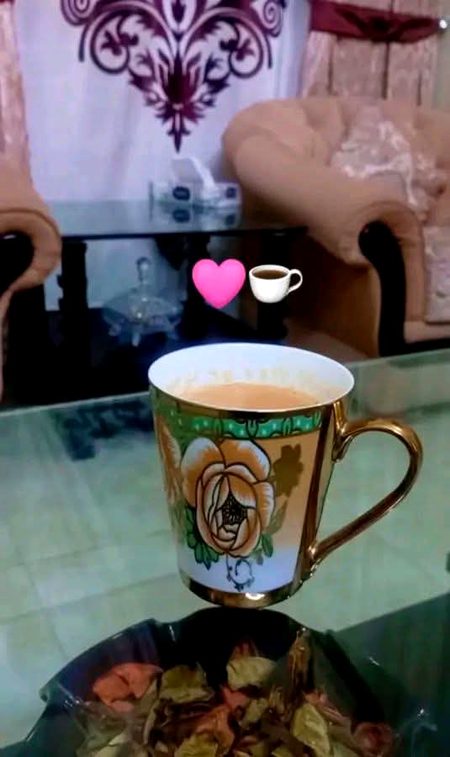 سال کے اختتام پر چاۓ کے نام 
سب سے زیادہ وفادار 
جس کے ساتھ سب سے زیادہ وقت گزرا
جس نے ہر دکھ سکھ میں ساتھ دیا
جس سے بہت سارے چاہت کے دروازے کھلے
جس کی جتنی بھی تعریف کی پھر بھی الفاظ کم لگے
☕