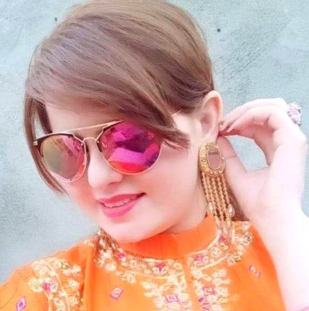 Pashto Singer  Gul Sanga 👍