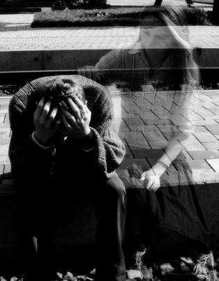 🍁بڑی شدت سے انتظار میں ہوں..
میری میت پر ملنے کا وعدہ ہے ان کا.💔