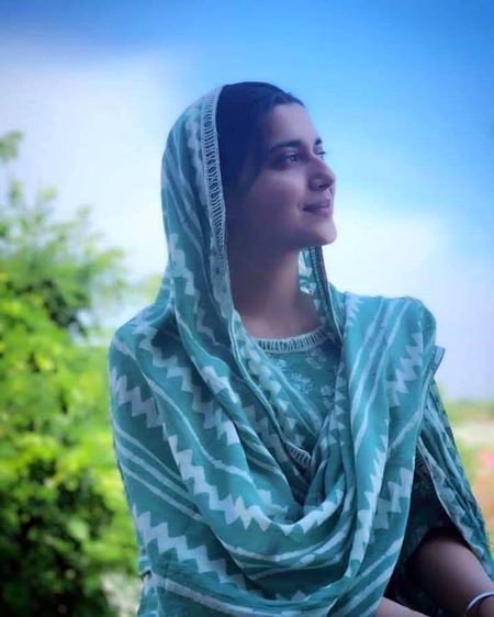 تیری چاہت کا اتنا حصہ ہے میرے اندر🥀
کہ تجھے نکالوں تو باقی کچھ نہیں رہتا🔥 Mahii 💔