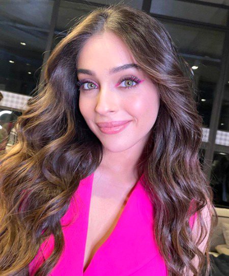 Turkish Celebs image