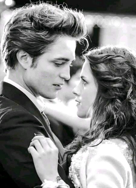 𝑳𝒐𝒗𝒆 𝑰𝒔 𝑳𝒊𝒇𝒆💌🥰