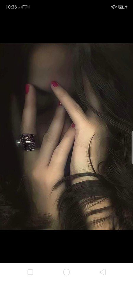 .نام تو سنا ہو گا زندگی کا.بس اسی سے نفرت ہو گئی ہے۔۔🔥 Mahii 💔