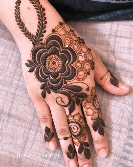 Mehndi Design image
