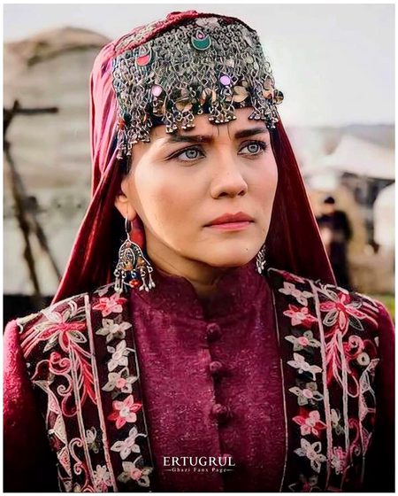 Turkish Celebs image