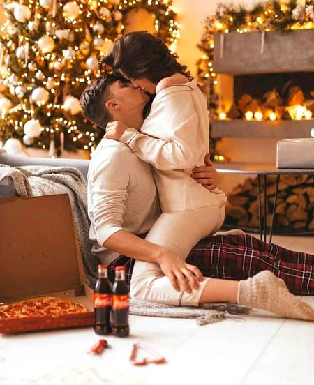 نشہ کیا ہوتا ہے___ تجھے کیا پتا🤗
کبھی یار کے لبوں پہ لب رکھ کے تو دیکھ... !!👄😘
#ZALIM💯👌