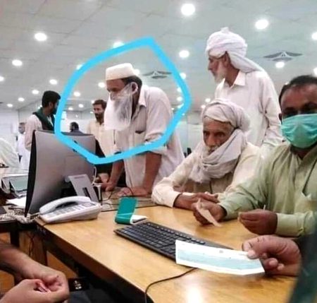 caption it 😶