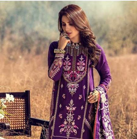 awara girl