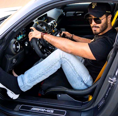 Pakistani Celebs image