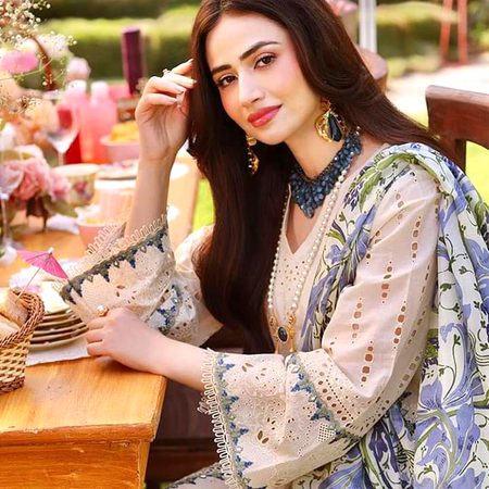 Pakistani Celebs image