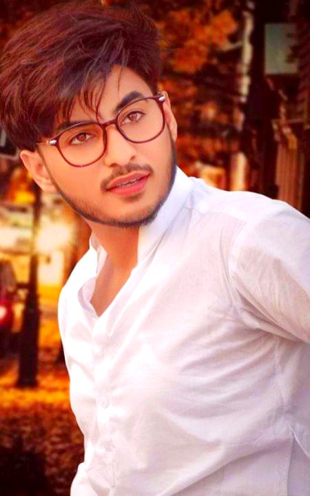 Beautiful People image