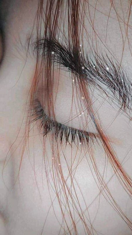 زندگی "م" کا ایک مختصر سا قصہ ہے
ملاقات، محبت، ملال اور پھر موت🥀✨💔