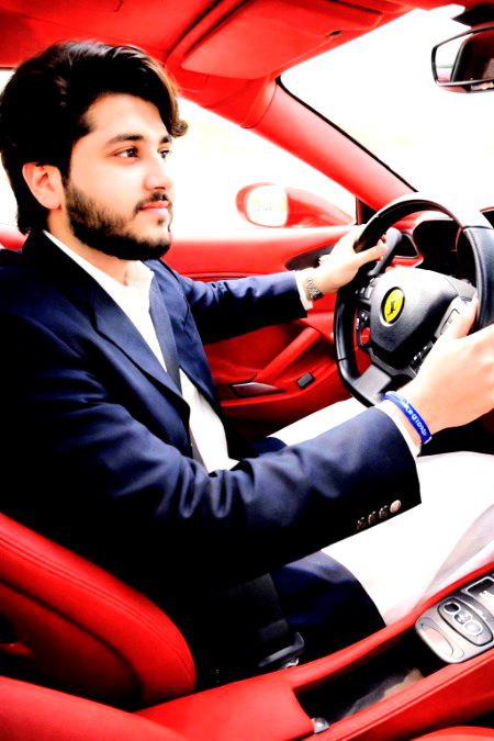 لوگ دل نہیں لوگ حیثیت دیکھتے ھیں