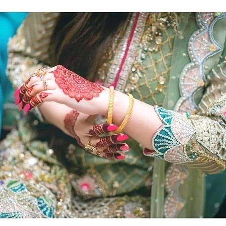 اگر تمھارے دل میں کوئی اور ہے تو😑😐
مجھے پھپھڑوں میں ایڈجسٹ کرلو 😜
*Potery king🖤🥀🌚*