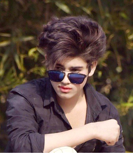ہم جو رکھتے ہیں تعلق تو نبھاتے ہیں عمر بھر،🙃ہم سے بدلے نہیں جاتے یار اور پیار