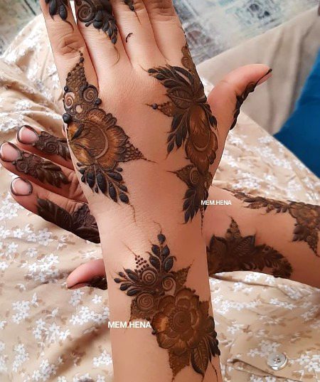Mehndi Design image