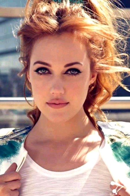 Turkish Celebs image