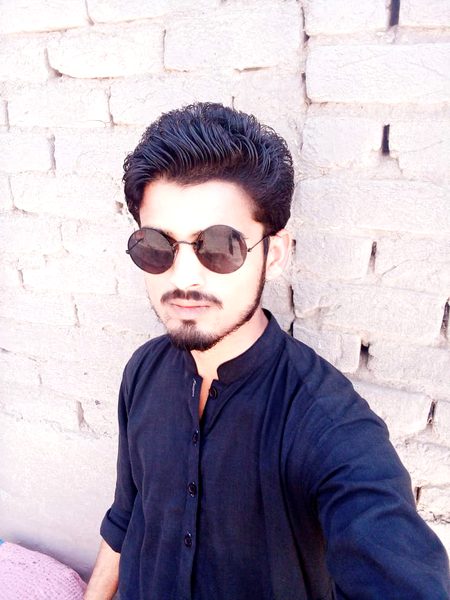 ہم تو سادہ سے لوگ ہیں...!!! ہم سے کیا رونقیں ہوں گی؟؟؟؟