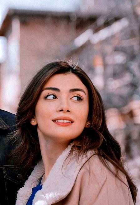 Turkish Celebs image