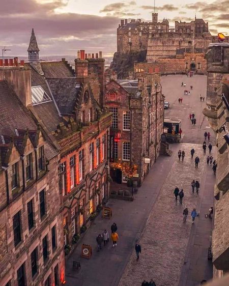🍂🍁
Edinburgh, Scotland, UK