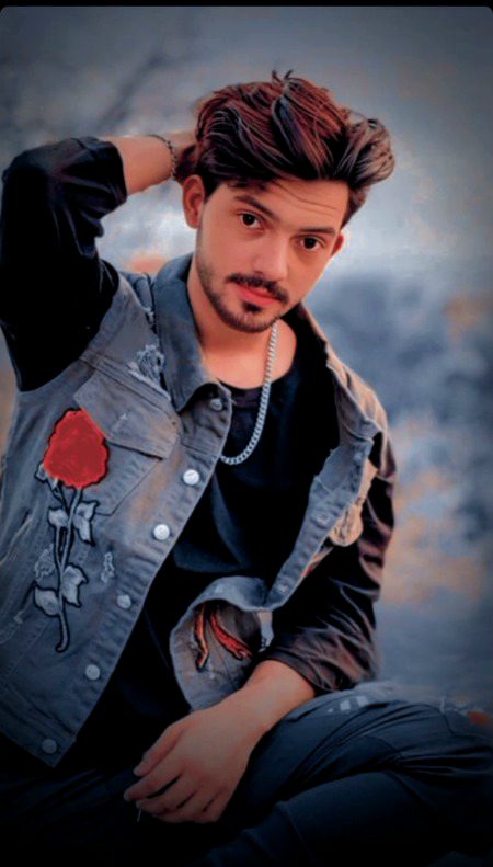 کسی کو طلب مار گئی ہماری
کوئی ہمیں پا کر بھی خوش نہ ہوا.