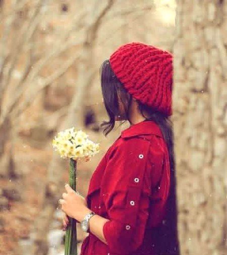 چھین لیتا ہے خدا نعمتیں بے قدروں سے
....
ہم کسی روز تیرے ہاتھ سے چِھن جائیں گے