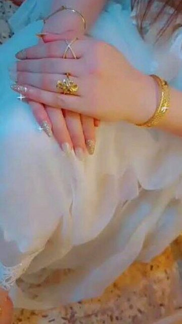 دو عالم سے کرتی ہے بیگانہ دل کو ... عجب چیز ہے لذتِ آشنائی