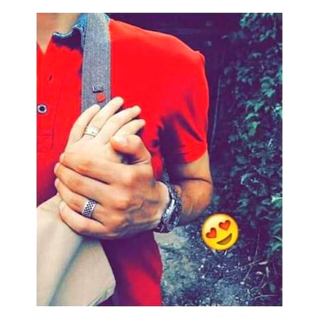 *پہلے محبت پاک ہوا کرتی تھی*
*اب محبت کر کے پاک ہونا پڑتا ہے۔۔۔*
🖤🖤