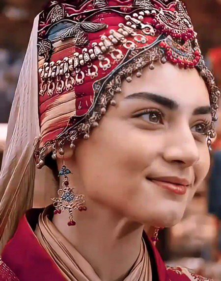 Turkish Celebs image