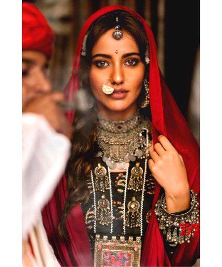 Beautiful People image