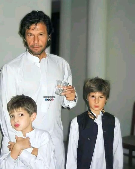 Pakistani Celebs image