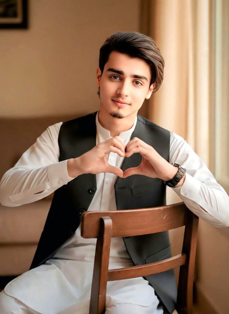 Beautiful People image