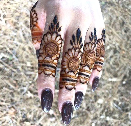 Mehndi Design image