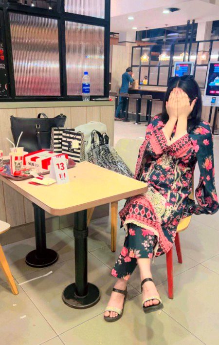 Beautiful People image