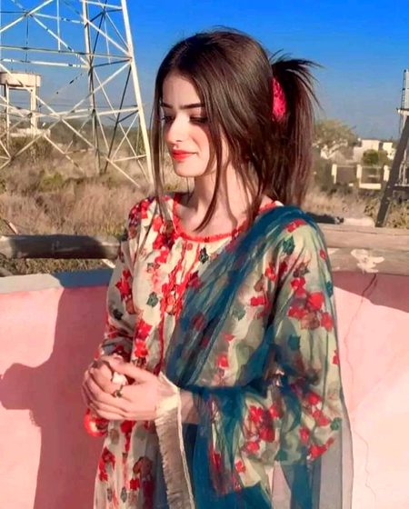 Beautiful People image