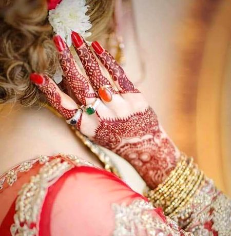 میں ایک پُھول سے خُوش ہونے والی لڑکی ہوں🥀🥀
وہ تارے توڑ کے لاۓ یہ لازمی ہی نہیں🥀🥀