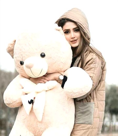 💕💕Log pOchty han tUm Mohabbat ki betan q nhi karti😍😍Ma Naa kaha jO LafzOo ma Bayan  hO jaYa itne si Mohabbat ma Nhi karti💕💕