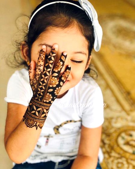 Mehndi Design image