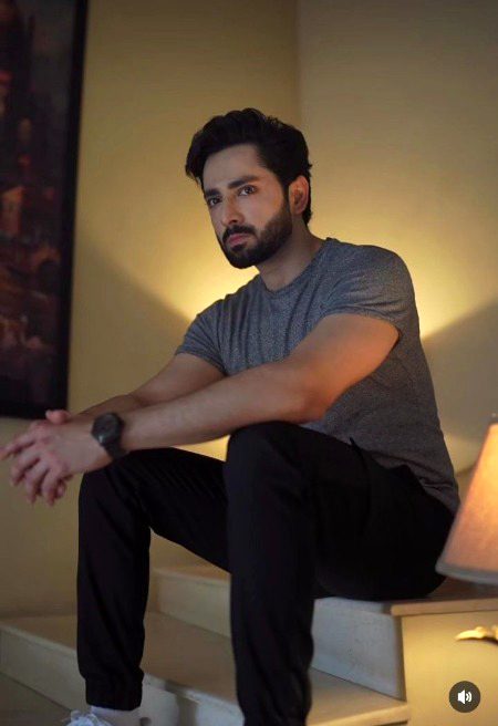 Pakistani Celebs image