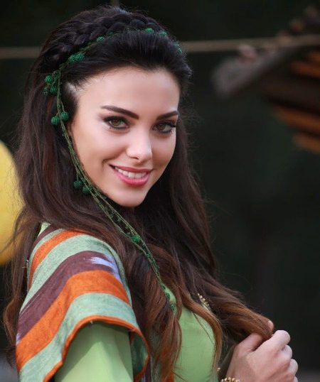 Turkish Celebs image