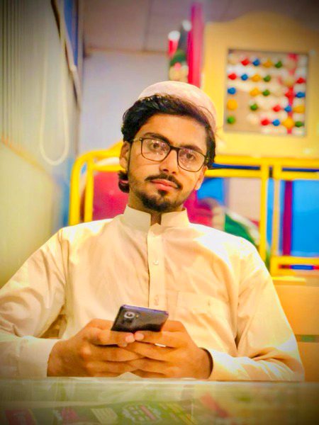 Waqt gozar jata hain yady reh jati hain 💯🥀 
Jesy k hazaro yady reh bhi gai hain