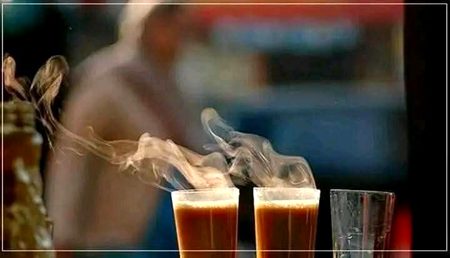 تم چائے کے پتی بنو ہم چینی کے دانے 😊 
ہائے کوئی تو ملا دے ہمیں چائے کے بہانے 🙈 oye mentel