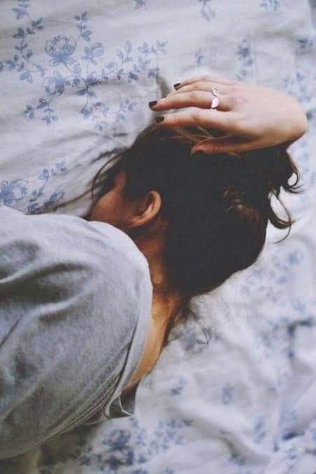 مقدر کے اگے کب کیسی کی چلتی ھیں،،،
دعاوں سے یار میلتے تو ھر عاشق ولی ھوتا،،،،
